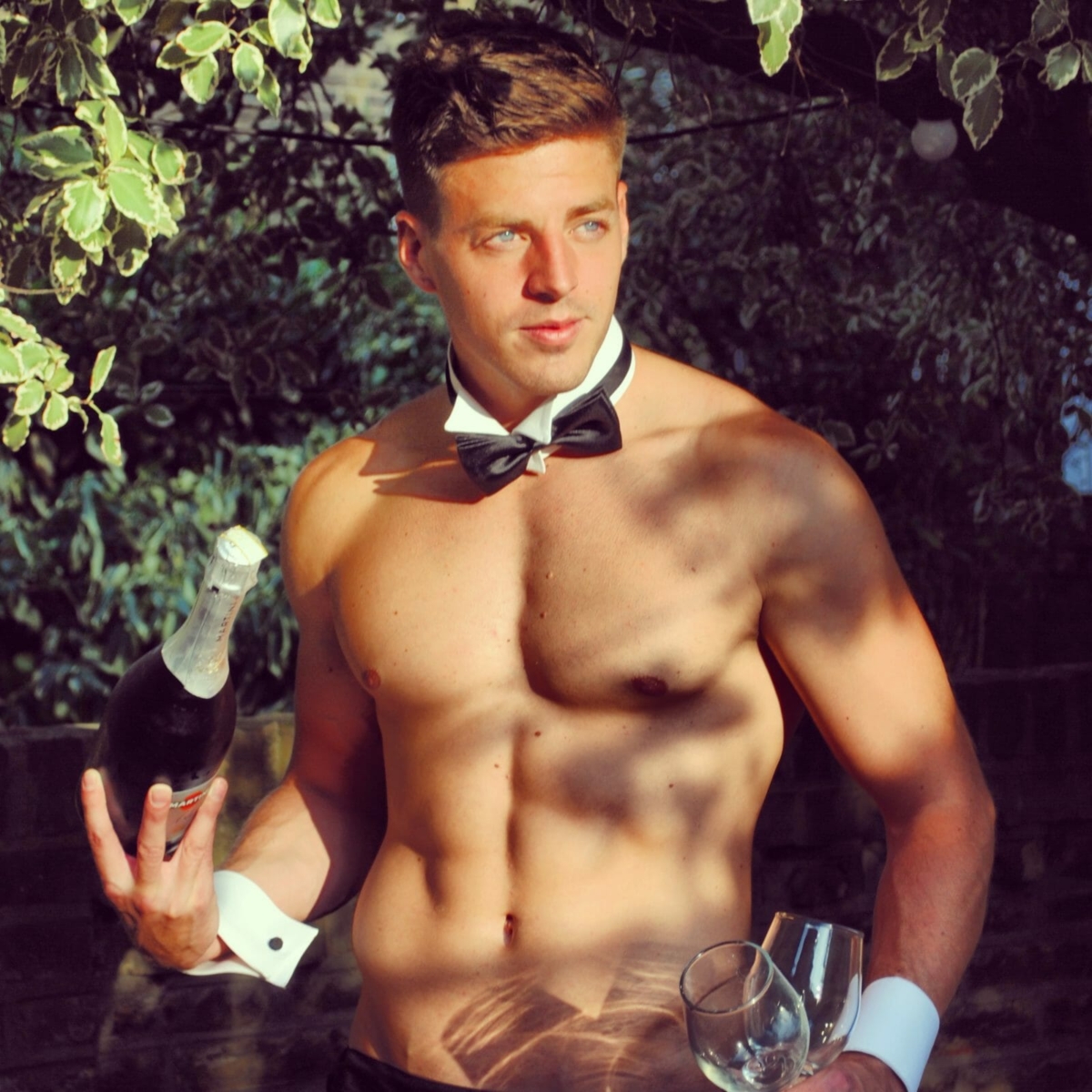 Hen Party | Our Butler Gallery | Butlers in the Buff UK