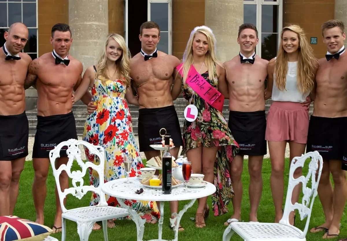 Butlers in the Buff entertaining a smaller hen party group